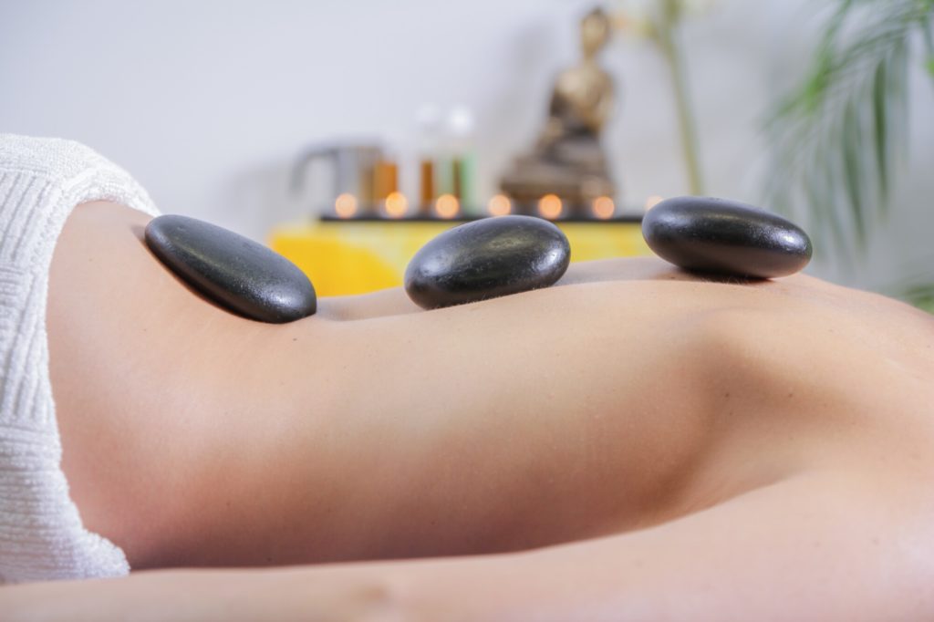 hot stone massage, stone massage, massage, benefits of a stone massage, benefits of a hot stone massage